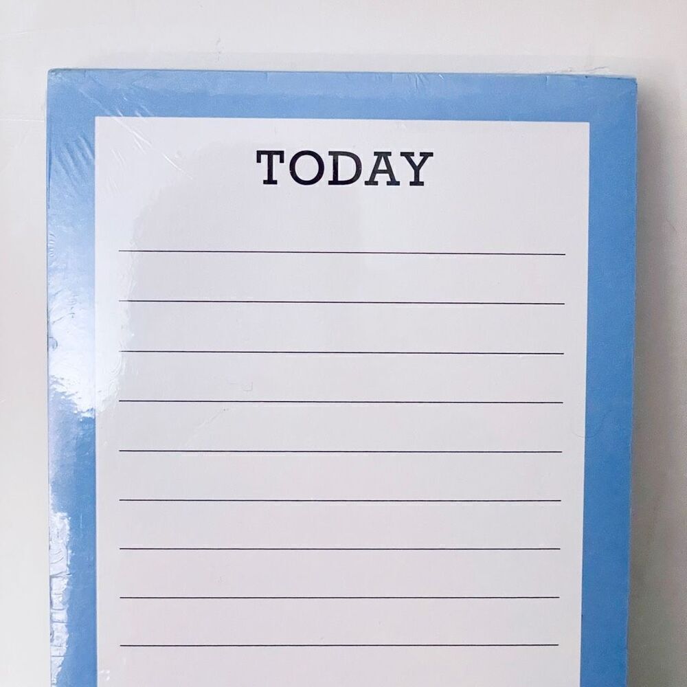 NWT Graphique Peanuts Snoopy Blue & White TODAY TOMORROW To do List Notepad - Picture 2 of 7